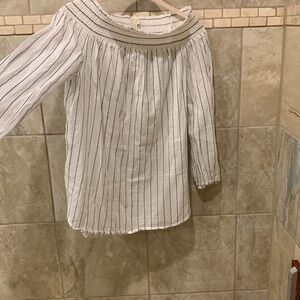 Michael Kors, medium quarter sleeve, light cotton weight top